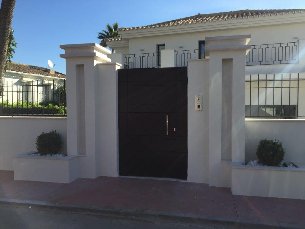 Puertas metalicas en marbella