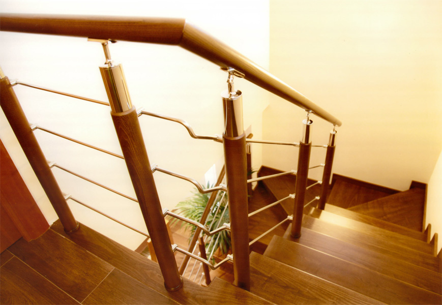 Escaleras de madera en Malaga
