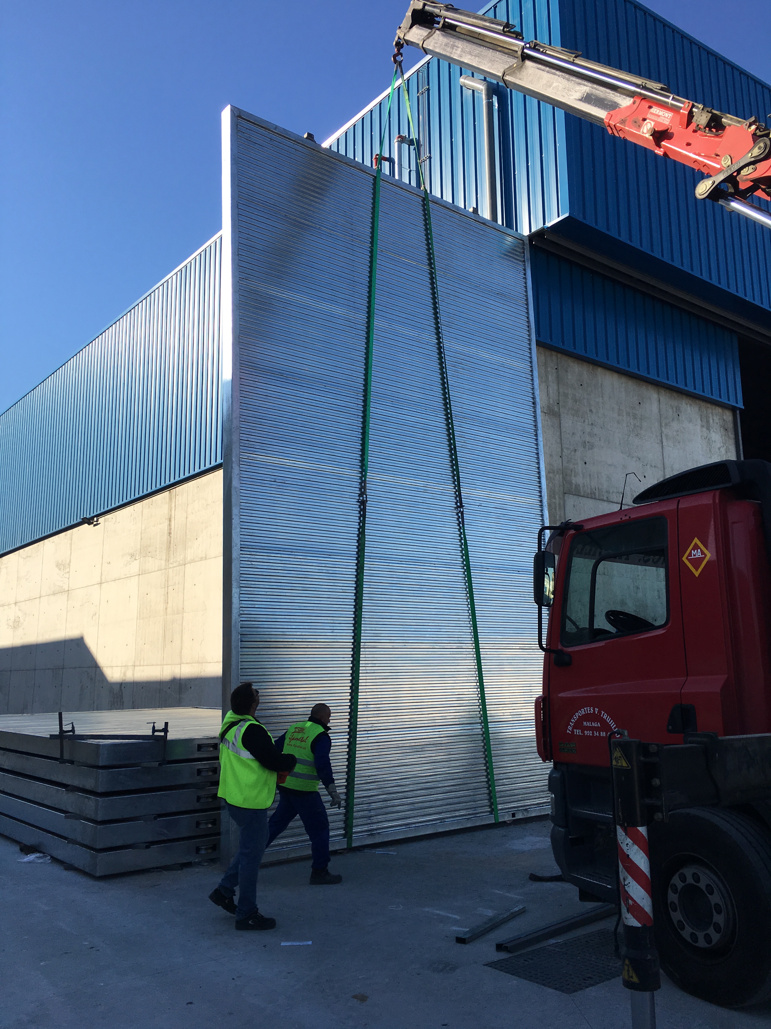 Fabricacion y Montaje de puertas especiales