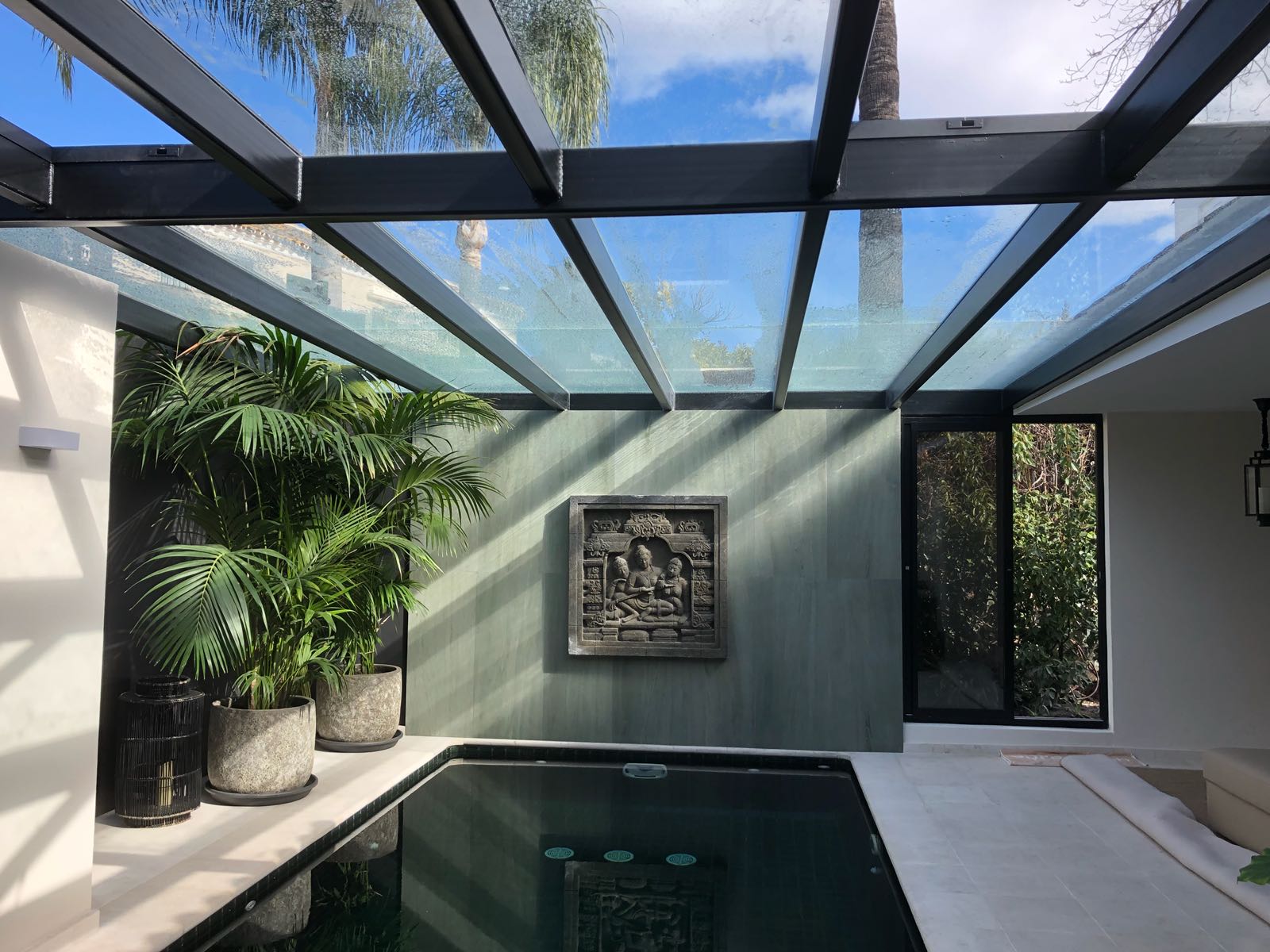 Pergolas Metalicas en Villas de Marbella