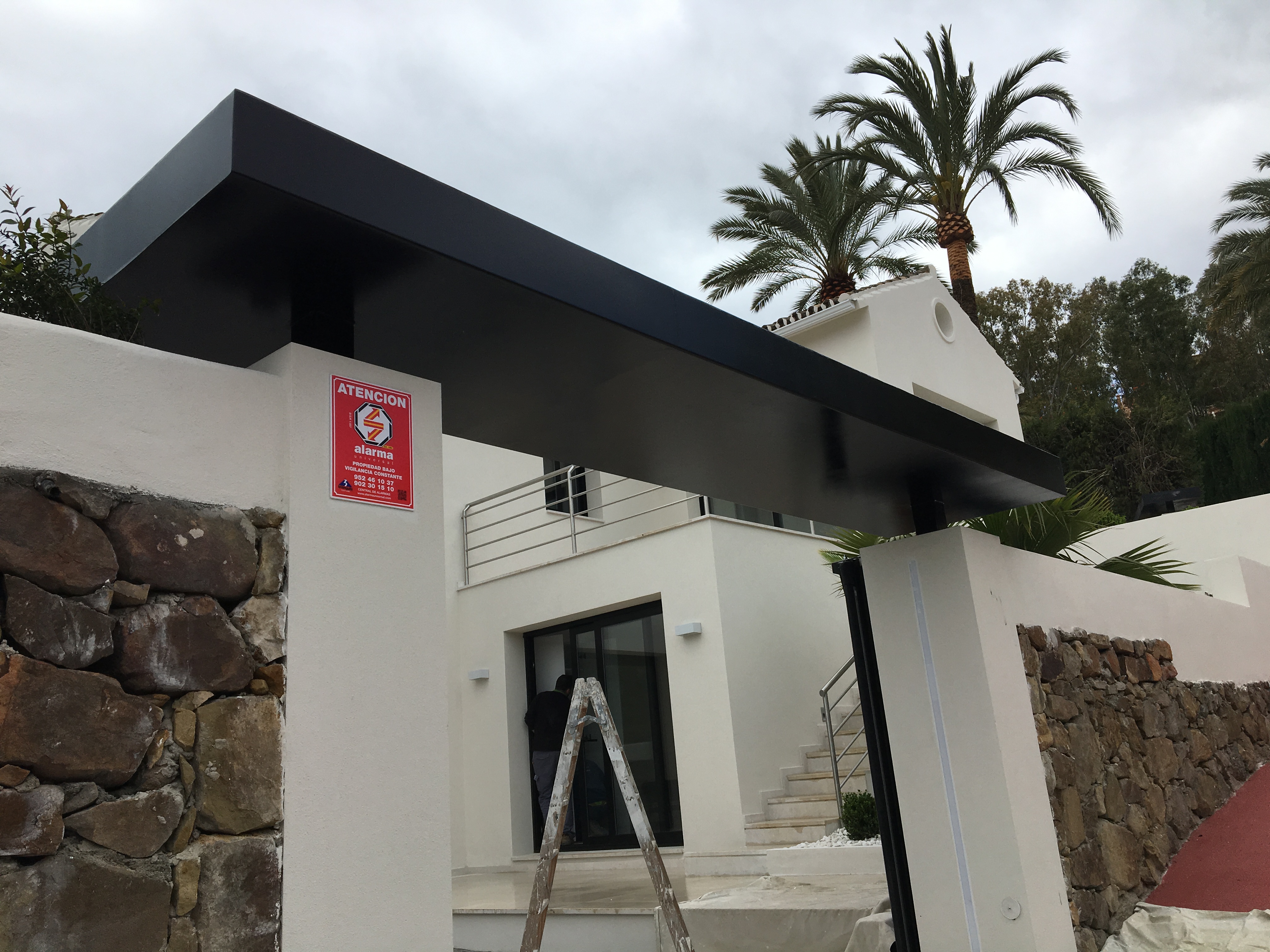 Portadas Metalicas de viviendas