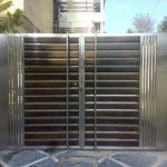 Puerta vehiculos inoxidable