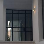 Puertas con fijos metalicos
