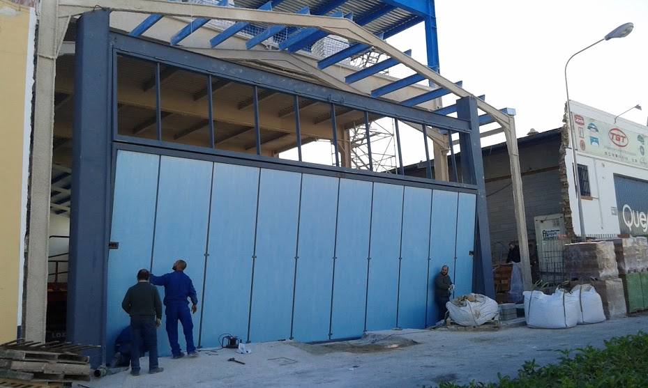Puertas gran dimension en Malaga