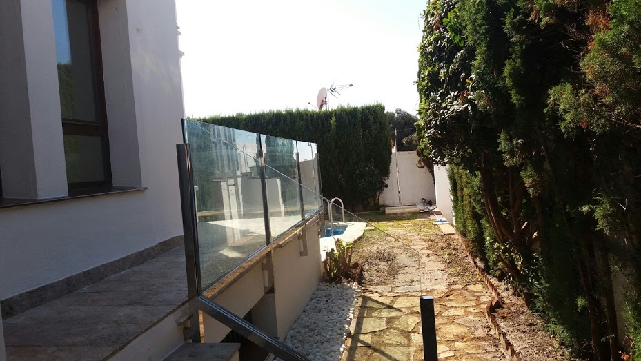 barandilla de vidrio en malaga