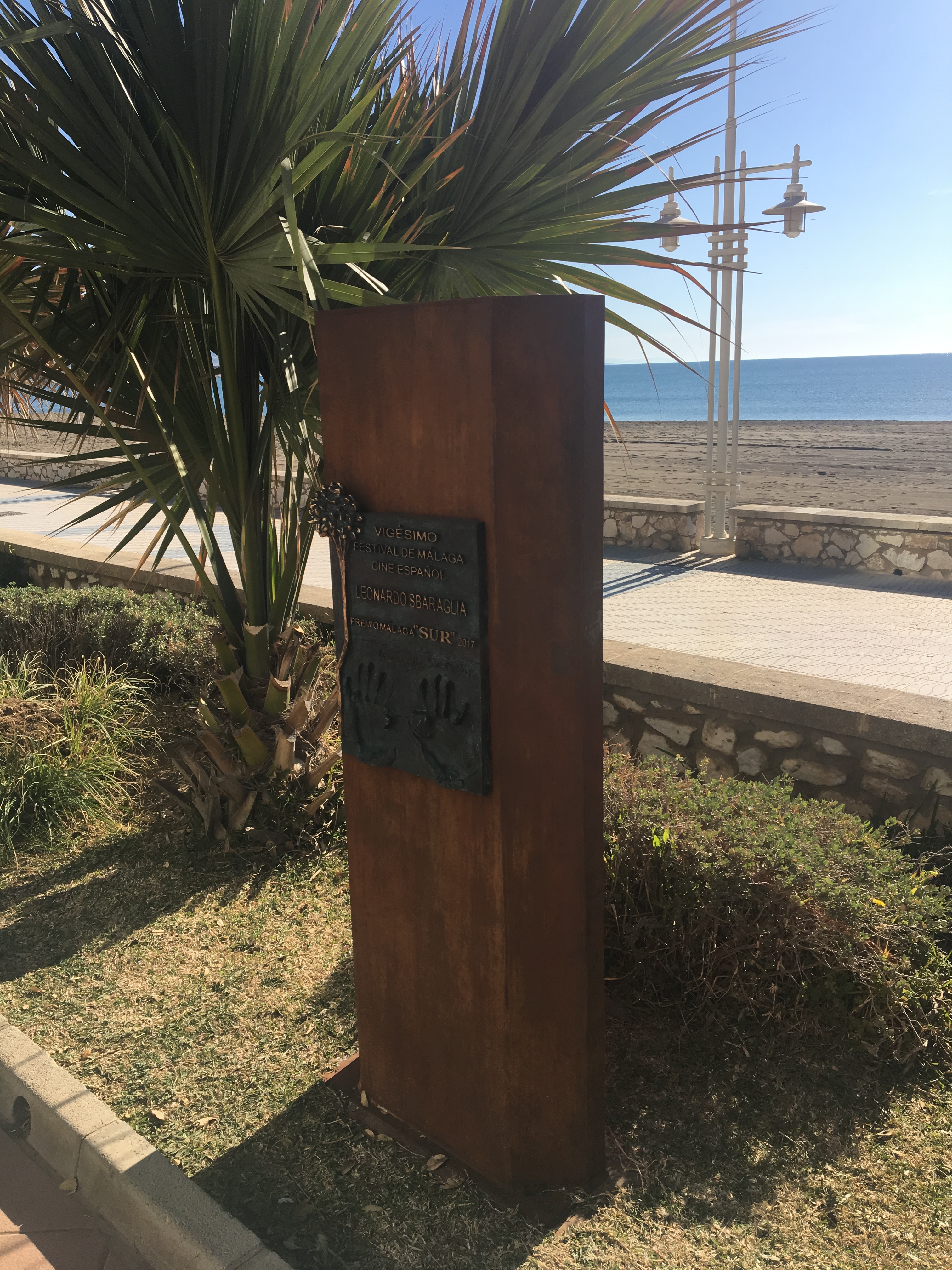 monolito acero corten en malaga